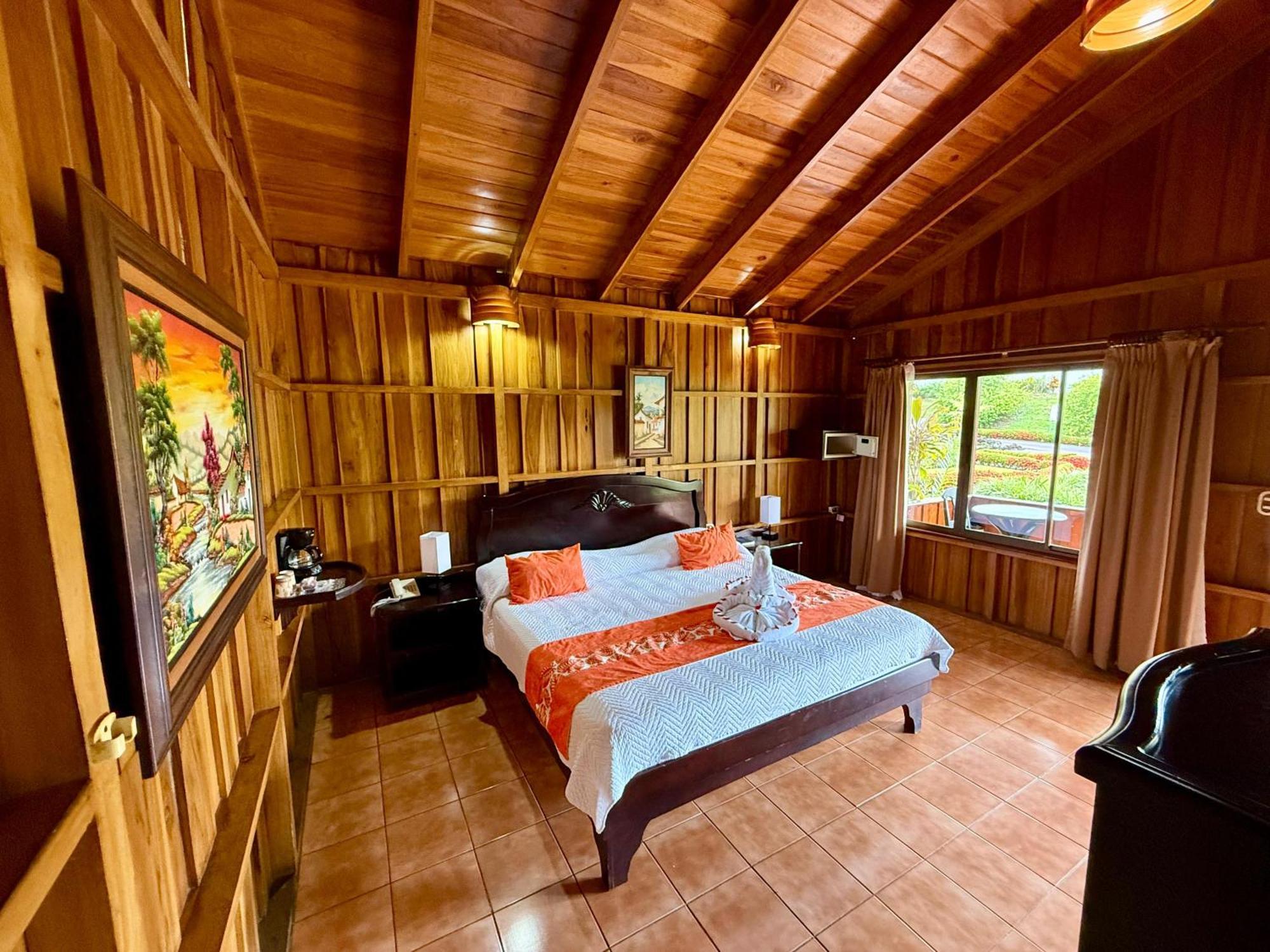 Hotel La Pradera Del Arenal Ла Фортуна Экстерьер фото